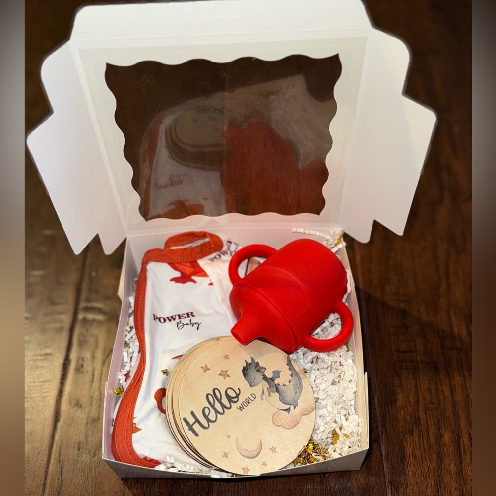 Dragon Themed Baby Gift Set Size 0-3